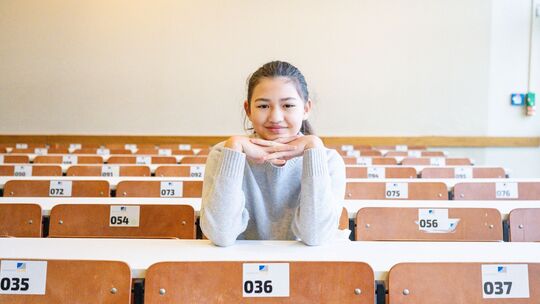 Deutschlands jüngste Abiturientin studiert jetzt Deutschlands jüngste Abiturientin studiert jetzt