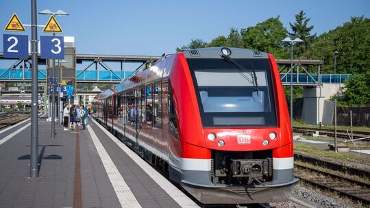 Wiederaufbau der Eifelstrecke