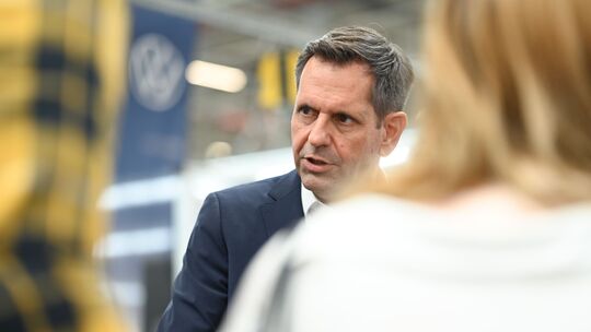 Olaf Lies bei Volkswagen