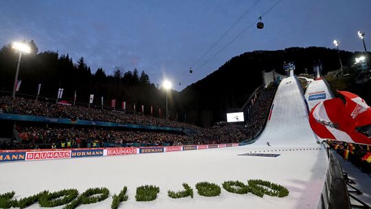 Die Skisprung-Arena in Oberstdorf