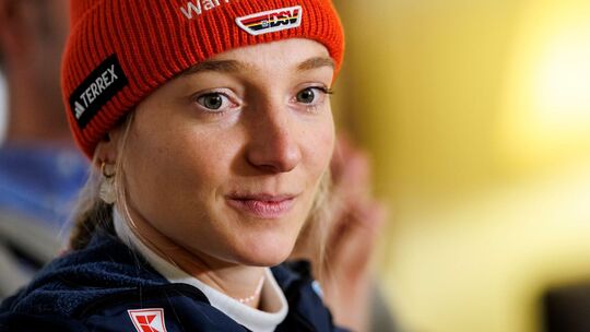 Skispringerin Schmid beendet nach Saison ihre Karriere