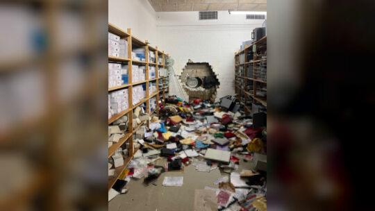 Bankeinbruch - Tresorraum mit Bohrer aufgebrochen