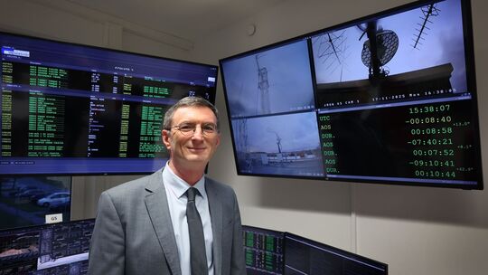 Hakan Kayal, Professor für Raumfahrttechnik Hakan Kayal, Professor für Raumfahrttechnik