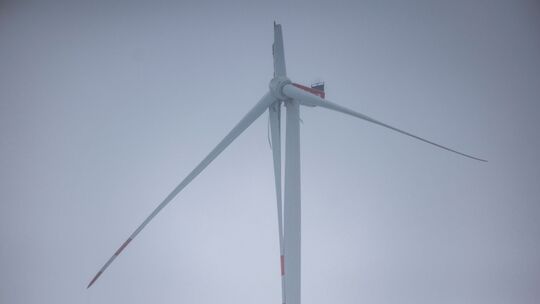 A44 gesperrt - Problem mit Windrad