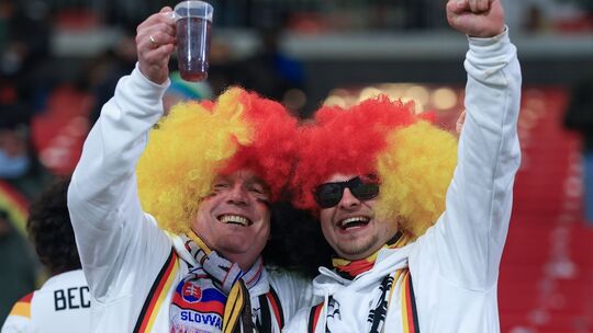 Deutsche Fußball-Fans Deutsche Fußball-Fans