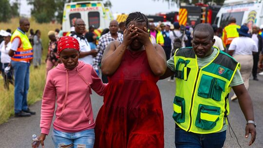 Schüler bei Busunfall in Südafrika getötet