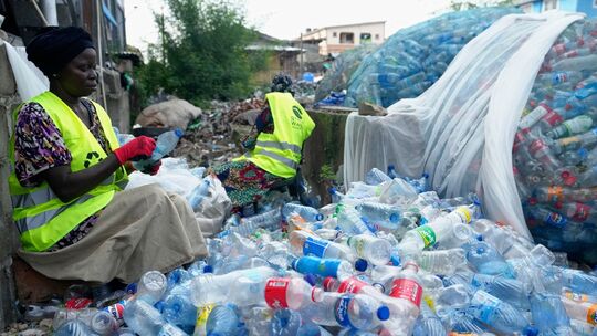 Modellrechnung: Plastik wird immer mehr Lebensjahre kosten Modellrechnung: Plastik wird immer mehr Lebensjahre kosten