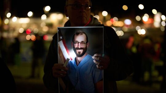 Mahnwache für Alex Pretti Mahnwache für Alex Pretti