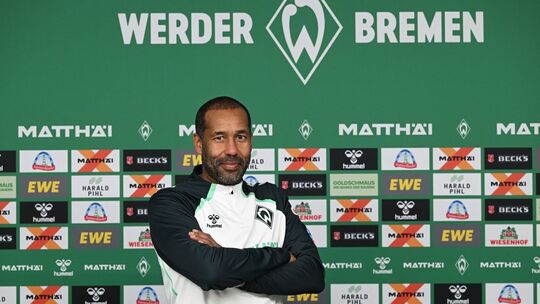 Werder Bremen - PK mit neuem Trainer Thioune