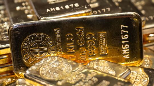 Vier Goldbarren im Wert von rund 250.000 Euro (hier ein Archivfoto) stahlen Betrüger in der Verbandsgemeinde Bad Kreuznach von e