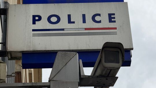 Justiz ermittelt - Übergriffe auf 250 Frauen bei Bewerbung