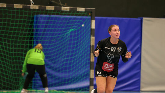 Auf Laila Mustafalic und ihre Teamkameradinnen wartet in der Kirner Kyrau-Halle eine schwere Aufgabe. Die HSG Nahe-Glan muss es