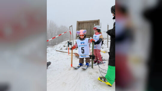 Mit drei Jahren war Frida Groth die jüngste Teilnehmerin bei den Bezirksmeisterschaften des SC Bad Marienberg/Unnau am Schnorrbe