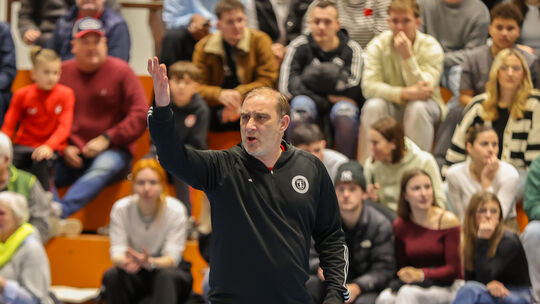 Marco Reich (hier bei der Hallenfußball-Kreismeisterschaft) rügt die Mentalität seiner Mannschaft. Beim 3:1-Sieg des SC Idar-Obe