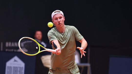 Max Schönhaus ist eine der Überraschungen bei den Koblenz Tennis Open und steht am Samstag im Halbfinale des ATP-Challener-Turni