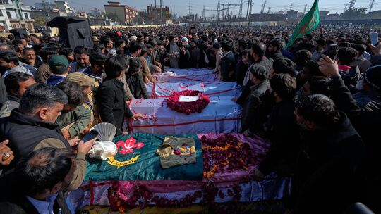 Selbstmordanschlag in Pakistan - Trauerfeier