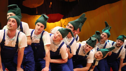 Wer sich unter den "Tanzmäusen" eine Kindertanzgruppe vorgestellt hatte, lag falsch. Hinter diesem Namen verbirgt sich das Männe