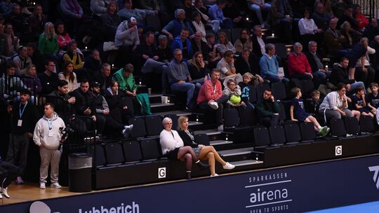 Beim Finale der Koblenz Tennis Open war die Haupttribüne in der EPG Arena ordentlich gefüllt - in der untersten Sitzreihe in der