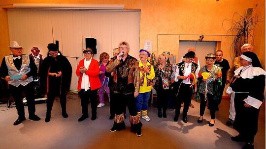 Der neu gegründete Seniorenverein Cochem-Zell hat in Brauheck einen närrischen Nachmittag verbracht.