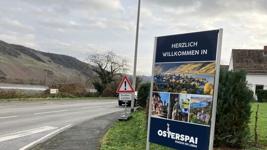 Holprige Bürgersteige, Straßenschäden, fehlender Fahrradweg: In Osterspai gibt es einiges zu tun. Die Vorbereitungen für die San