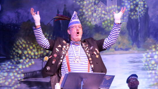 Franz-Josef Möhlich ist ein begeisternder Protokollant. Er verabschiedet sich mit seinem diesjährigen Auftritt aus der Bütt.