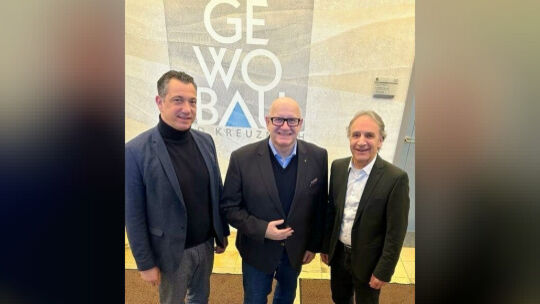 Da war die Welt noch in Ordnung - zumindest oberflächlich. Das Foto stammt aus dem Januar 2024 und zeigt Oberbürgermeister Emanu