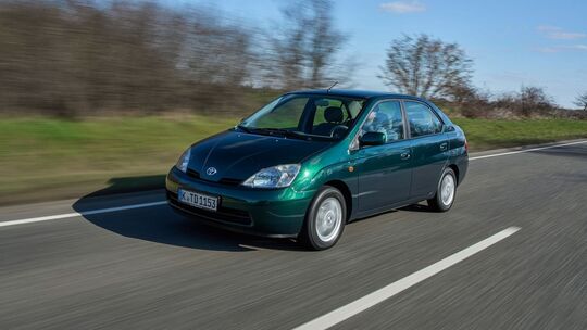 Elektrischer Erstling: 25 Jahre Toyota Prius
