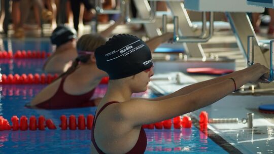 Der "Edelsteinpokal"-Wettkampf in Idar-Oberstein wird von der DLRG organisiert und gut angenommen.