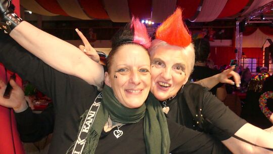 Prächtige Stimmung in der Escher Wend-Narrhalla. Die Escher Jecken feiern mit den Aktiven zusammen abermals ein herausragendes N