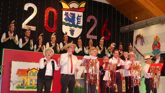 Die Gesangsgruppe "Unkebacher Halblange" präsentierte musikalische Leckerbissen zur 44. TV-Kappensitzung. Elferrat und Publikum