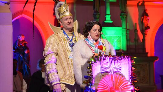 Beim Karnevalistengottesdienst in Höhr-Grenzhausen sprachen Prinzessin Yvonne I. und Prinz Maik I. auch nachdenkliche Worte aus.