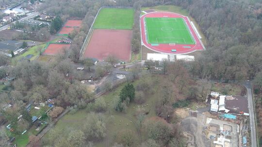 Auf der Koblenzer Karthause ist das Luxusbauprojekt Maiblick Living geplant (unten rechts).