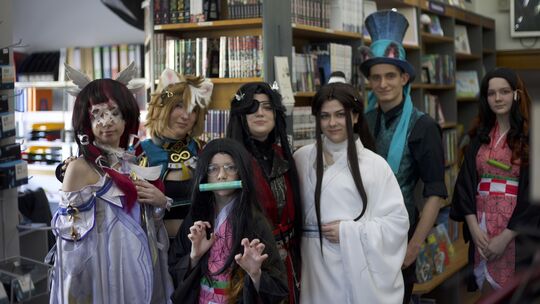 Die Cosplayer konnten Autogrammkarten von sich im Kostüm kaufen.