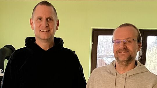 Zwei von 44 First Respondern, die in der Verbandsgemeinde nun Dienst tun, wenn es ihre Verfügbarkeit zulässt: Horst Balk (links)