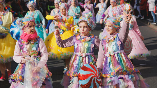 Der Straßenkarneval begeistert ab Donnerstag die Narren in der Region. (Symbolfoto)