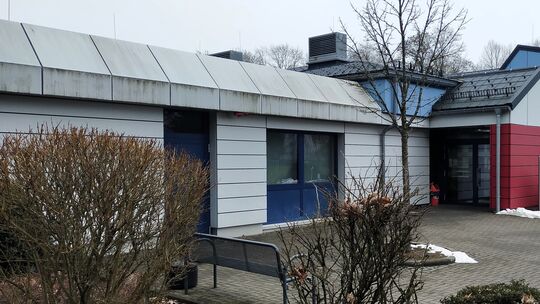 Die Duschen des Löwenbades sind derzeit nur eingeschränkt nutzbar. Kranke oder ältere Personen sowie Menschen mit einem schwache