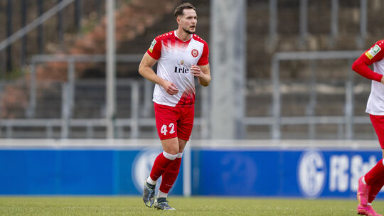 Die Nummer 42 bleibt im Leimbachtal: Florian Mayer und die Sportfreunde Siegen haben ihre Zusammenarbeit über den Sommer hinaus