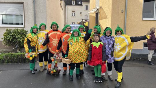 Diese Gruppe ist reif für einen tollen Schwerdonnerstag.