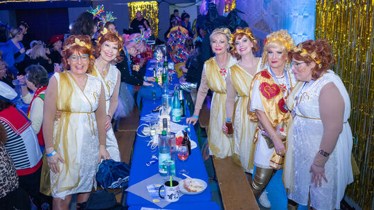 Das Motto der Fidelen Mädcher in Wallersheim in diesem Jahr: griechische Göttinnen.
