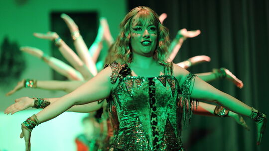 Beim RZ-Narrentreffen in Rheinböllen feierten zahlreiche Jecken aus allen Ecken des Rhein-Hunsrück-Kreises gemeinsam ein großes