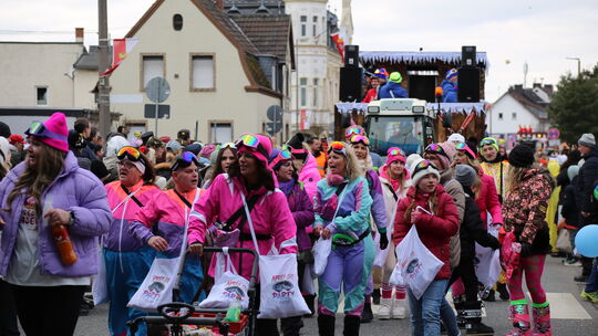 Après-Ski war das Motto dieser Gruppe beim Umzug in Weißenthurm.