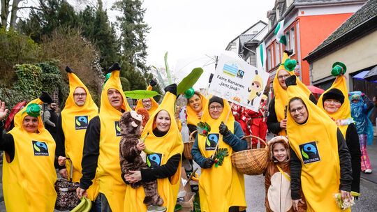 Der Linzer Weltladen legt auch in der fünften Jahreszeit Wert auf fair gehandeltes Obst.