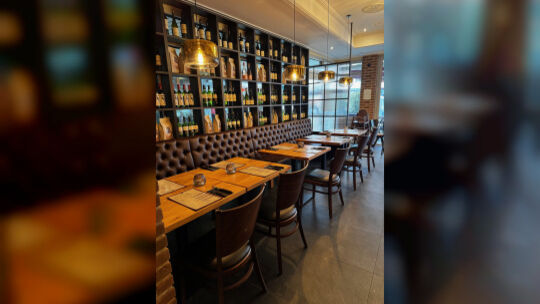 Ganz verändert sieht das Restaurant "Die Gauchos" am Plan nun aus: Boden, Wände, Möbel sind neu.