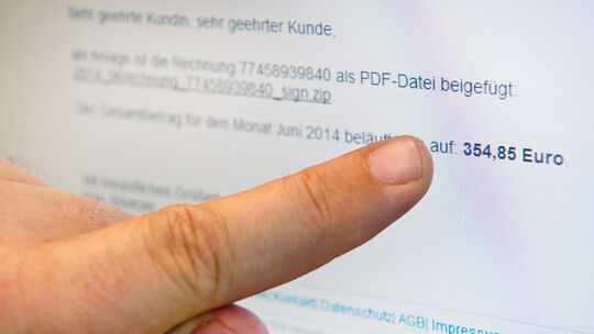 Gefälschte Rechnungen, die per E-Mail ankommen - das kommt immer wieder vor. Derzeit kursieren im nördlichen Rheinland-Pfalz wie