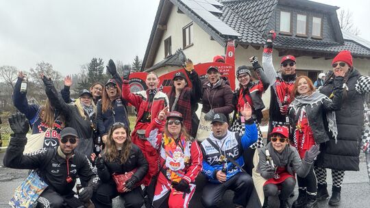 Niederfischbach: Die Gruppe legt einen Boxenstop ein.