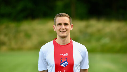 Jonathan Kap wird noch bis zum Saisonende das Trikot der Sportfreunde Eisbachtal tragen. Im Sommer zieht es den Mittelstürmer da Jonathan Kap wird noch bis zum Saisonende das Trikot der Sportfreunde Eisbachtal tragen. Im Sommer zieht es den Mittelstürmer da