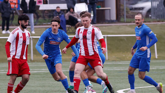Da spielten Eintracht Bad Kreuznach (blaue Trikots) und der SC Idar-Oberstein noch. Später wurde das Finale des Hackenheimer Win