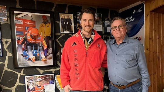 ZDF-Experte Johannes Ludwig (links) nutzte einen freien Tag, um nach einem seiner Auftritte im Olympiastudio in Mainz Horst Kess