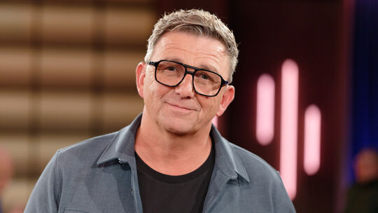 Der Schauspieler Hans Sigl verkörpert seit 18 Jahren den Hauptdarsteller in der ZDF-Serie „Der Bergdoktor".