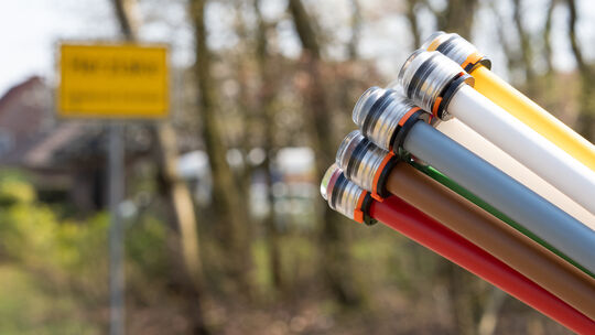 Bei Tiefbauarbeiten zum Glasfaserausbau ist es zu einem Zwischenfall gekommen.